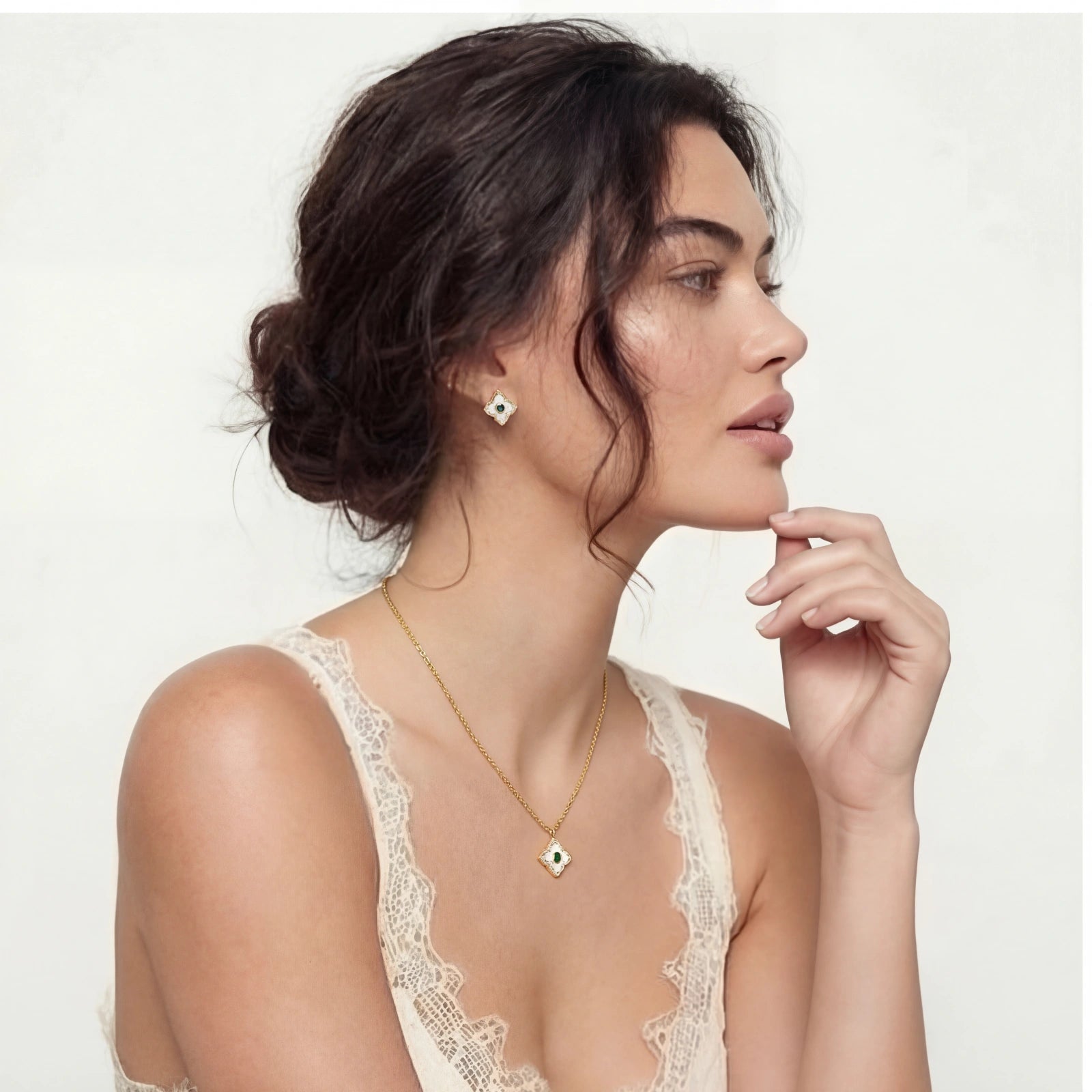 Emerald Bloom Jewelry Set — Green Stone