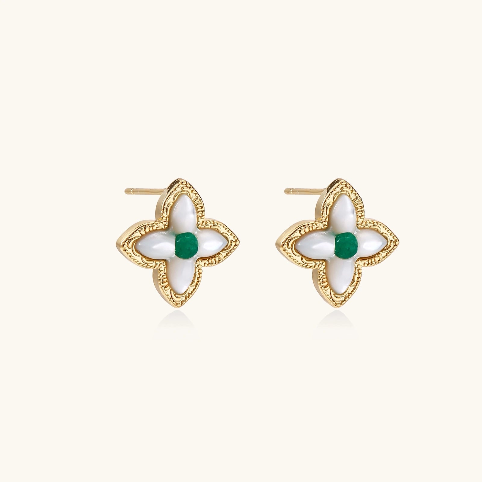 Lucky Clover Pearl Studs