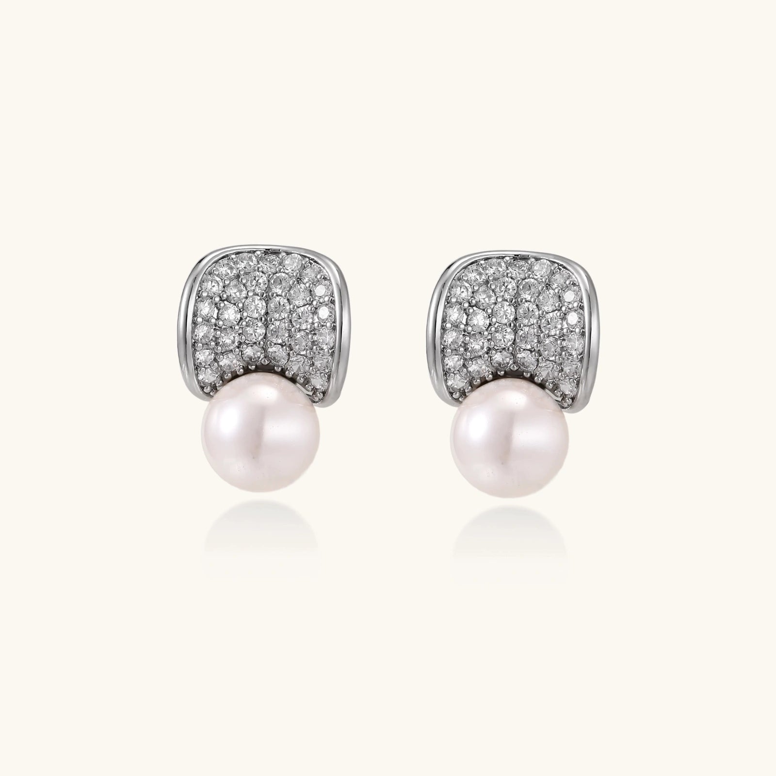 Luna Pearl Dome Studs