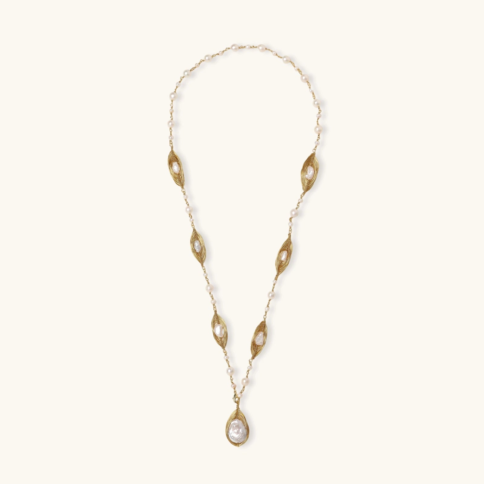 Golden Leaf Baroque Necklace
