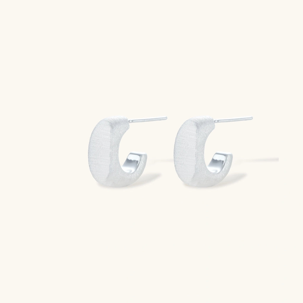 Minimal Silver Huggies
