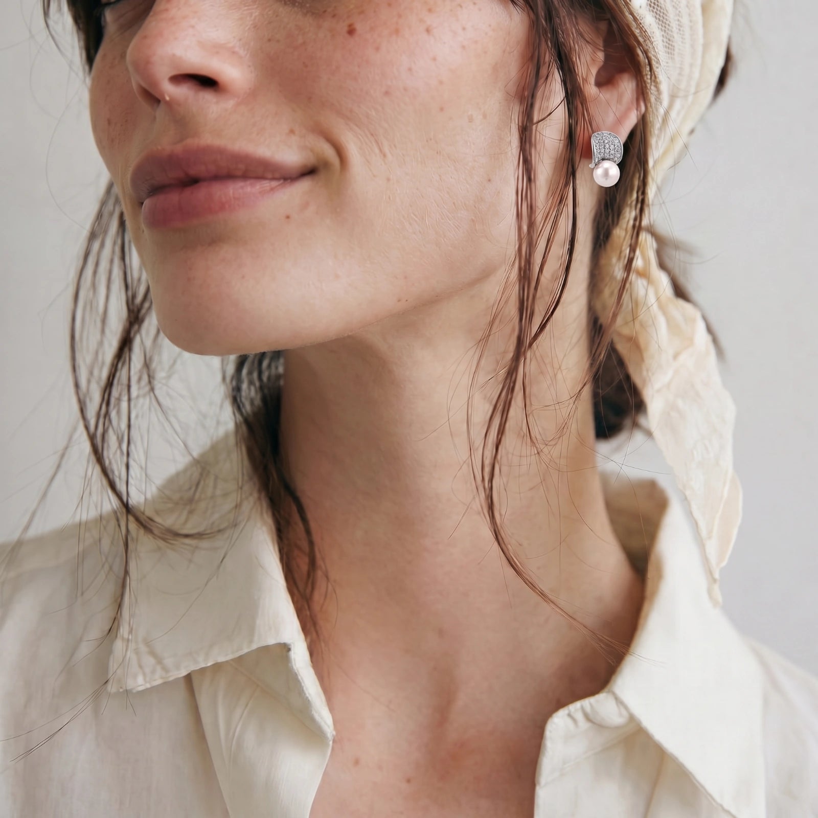 Luna Pearl Dome Studs
