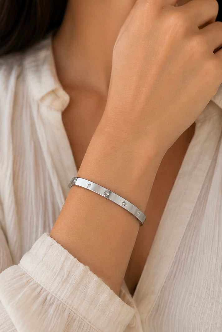 Eight-Pointed Star Diamond Bangle Bracelet | 18K Gold Plated Stainless Steel