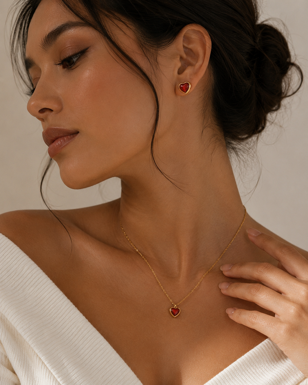 Red Agate Love Pendant Necklace | 18K Gold Plated Stainless Steel